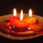 Candles_in_the_dark